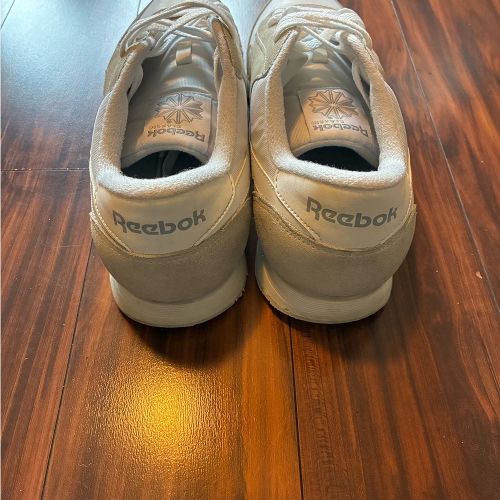 Reebok Men's White Sneakers - Picture 4 of 4